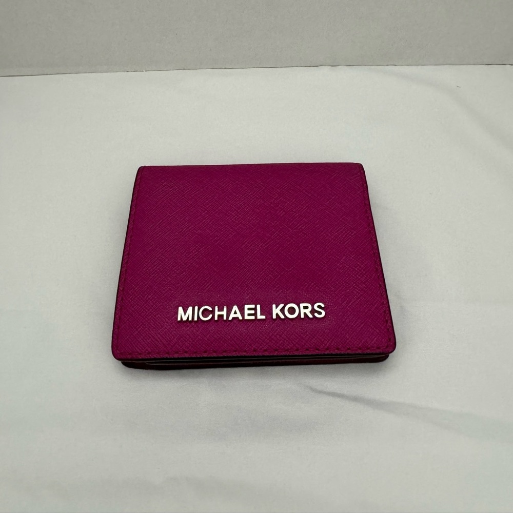 Michael Kors Fuchsia Wallet